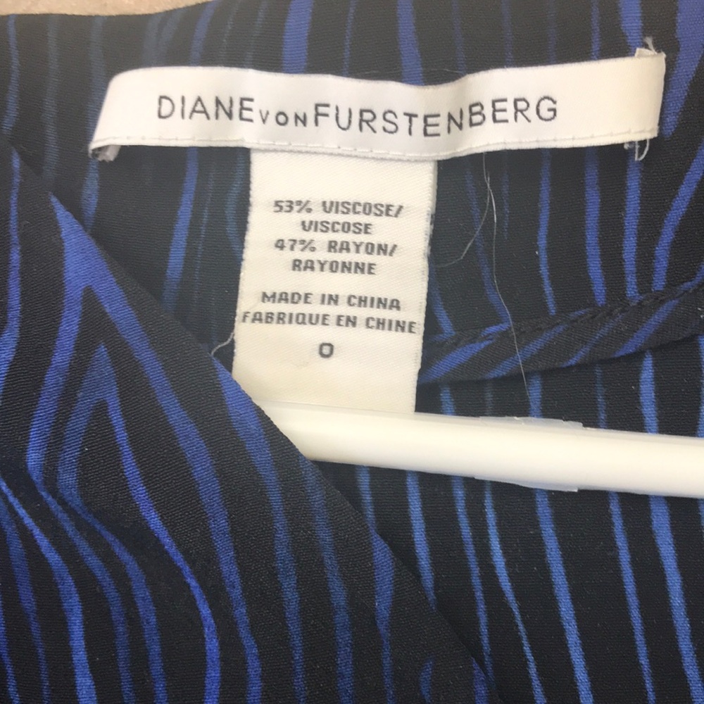 Dvf - Picture 3 of 3